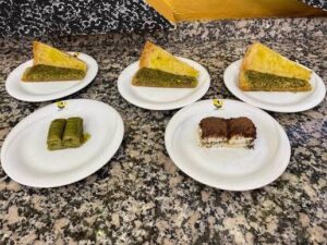 Lütfi Usta Burma Kadayıfı Künefe & Baklava